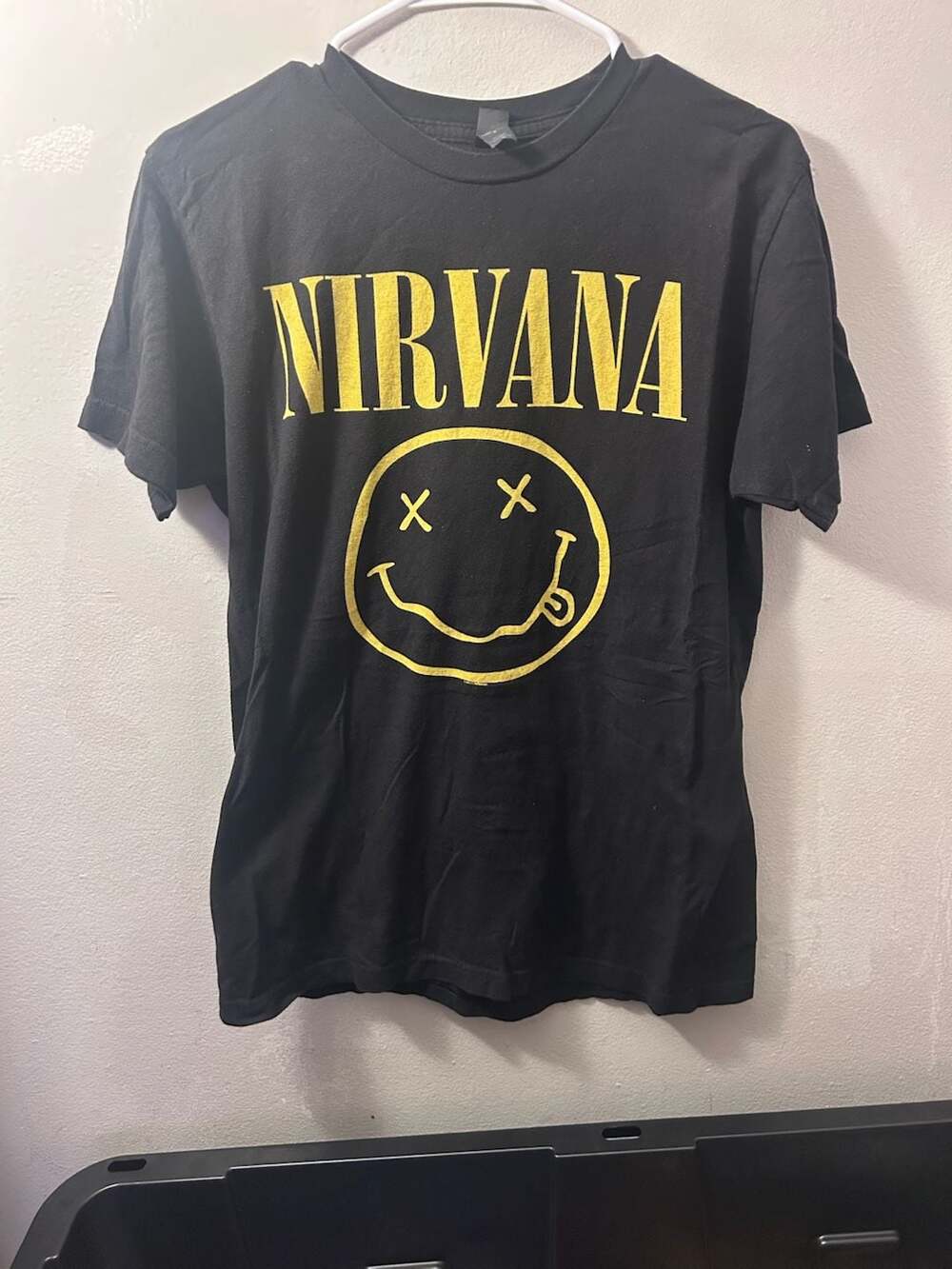 Nirvana Smiley Face Graphic T-Shirt Size M